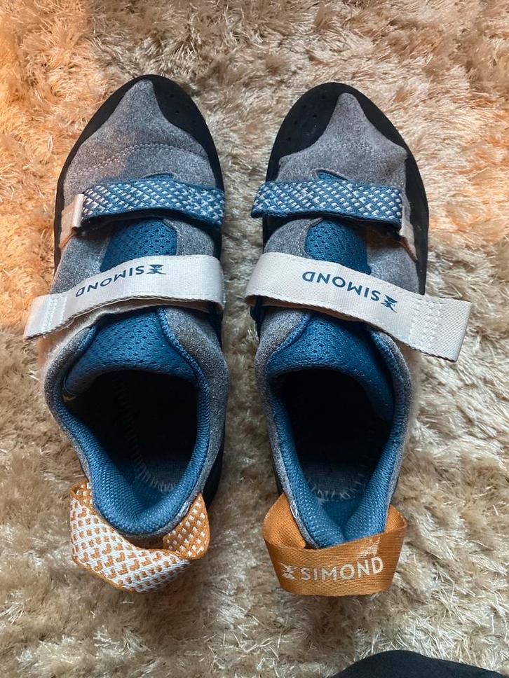Simond Boulder/ climbing shoes, Kleding | Dames, Schoenen, Zo goed als nieuw, Sportschoenen, Grijs, Ophalen