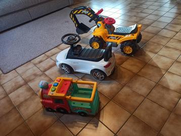Transport graafmachine, kinderauto's, kindertraintje beschikbaar voor biedingen