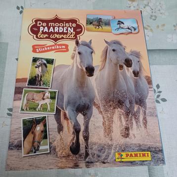 Panini stickers die mooiste paarden van de wereld 