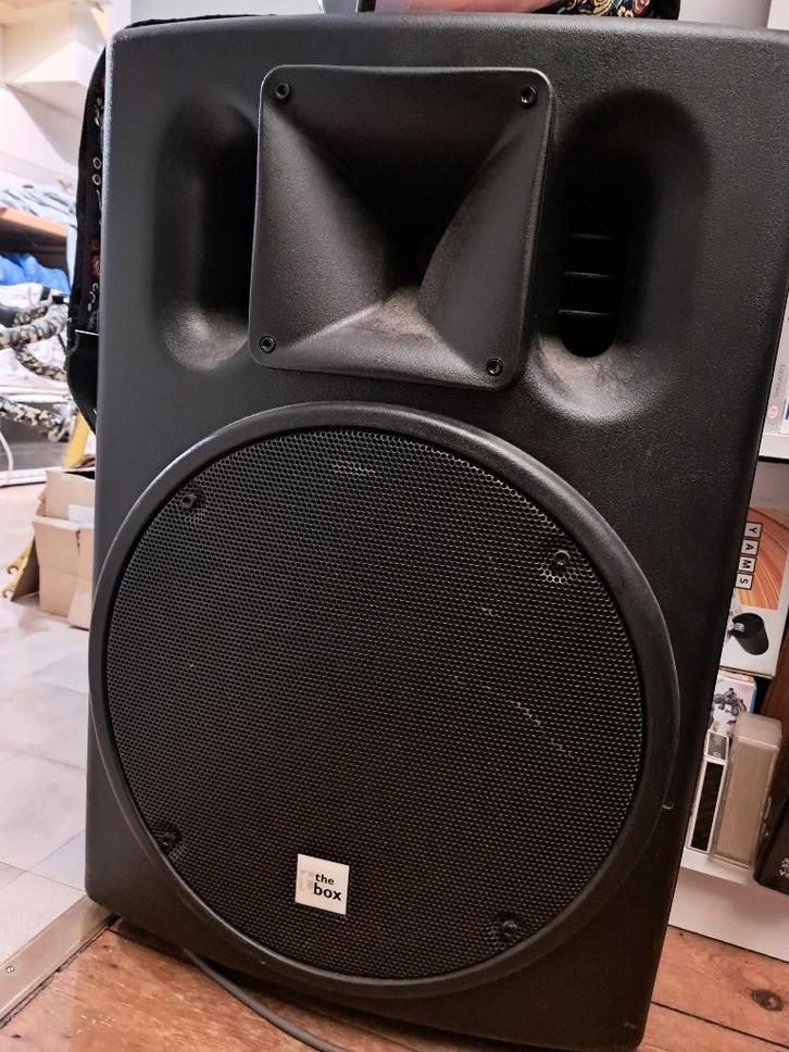 Enceintes passives 15’’ 400W Thomann the box PA 502 + pieds, TV, Hi-fi & Vidéo, Enceintes, Utilisé, Haut-parleurs Frontaux, Arrière ou Stéréo