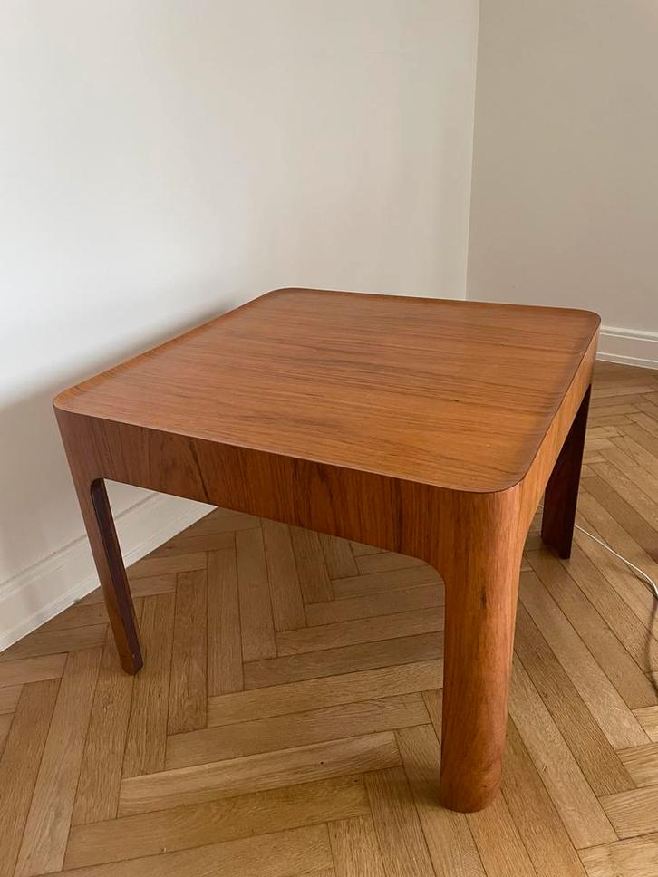 (Japanese Modern) Tendo Mokko Side Table, Maison & Meubles, Tables | Dessertes, Comme neuf, 50 à 100 cm, Carré, Chêne, Enlèvement