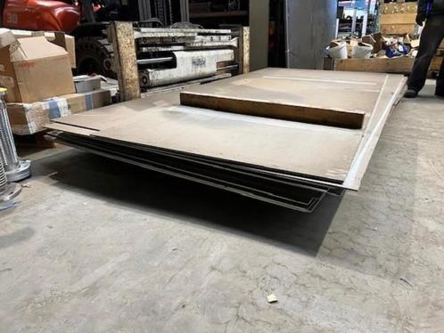 2125. Diverse rvs platen / rvs plaat, Doe-het-zelf en Bouw, IJzerwaren en Bevestigingsmiddelen, Nieuw, Ophalen