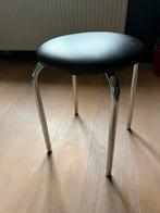 Tabouret zwart met chroom, Ophalen, Zo goed als nieuw