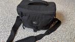Lowepro Nova 190AW fototas, Audio, Tv en Foto, Foto | Cameratassen, Ophalen, Zo goed als nieuw, Schoudertas, Lowepro