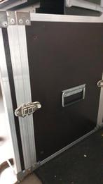 Flightcase hoogte 56cm, diepte 56 cm en breedte 51,5cm., Ophalen, Gebruikt, Flightcase