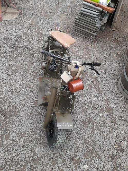 Cushman 53 Airborne scooter 1944 (REPLICA), Verzamelen, Militaria | Algemeen, Landmacht, Overige typen, Ophalen