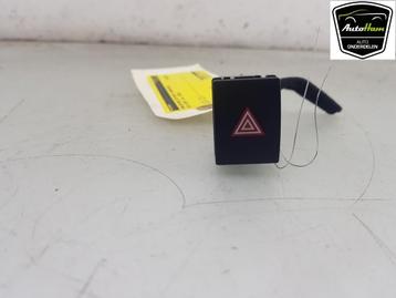ALARMLICHTEN SCHAKELAAR Kia Niro I (DE) (|93790G5000|) beschikbaar voor biedingen