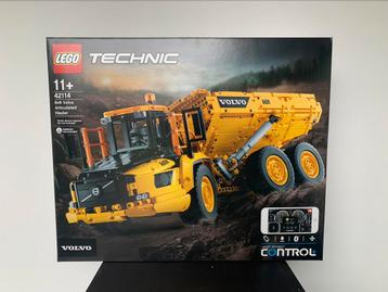 Lego technic volvo kieptrailer truck beschikbaar voor biedingen