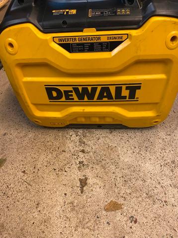 Dewalt generator DXGNI35E, Bricolage & Construction, Générateurs, Enlèvement, Comme neuf, Essence