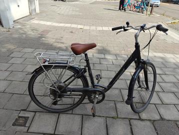 TREK DAMESFIETS MET 7 VERSNELLINGEN STAAT GY beschikbaar voor biedingen