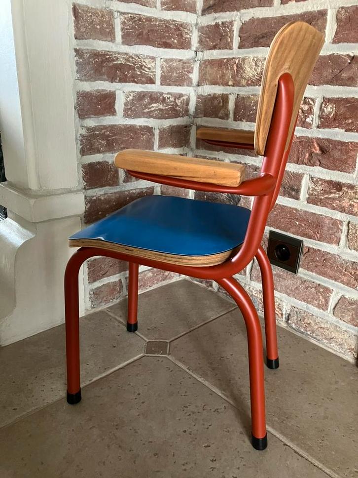 Koopje:Kleuter Stoelen Uit 1965. Nog 10 Stuks.Lees de info, Huis en Inrichting, Stoelen, Zo goed als nieuw, Ophalen