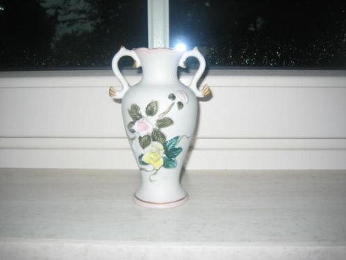 Decoratief vaasje met  roosjes, Huis en Inrichting, Woonaccessoires | Vazen, Gebruikt, Ophalen of Verzenden