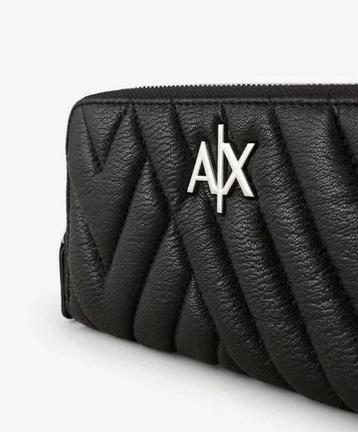 Mooie grote ARMANI EXCHANGE portefeuille NIEUW NP € 129 beschikbaar voor biedingen