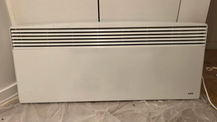 Grand chauffage électrique mural AEG en très bon état, Bricolage & Construction, Chauffage & Radiateurs, Utilisé, Enlèvement