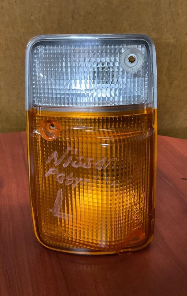 Origineeel Nissan Patrol GR (Y60) 1988-1997 knipperlicht LIN, Auto-onderdelen, Verlichting, Gebruikt, Herkomst onderdeel bekend