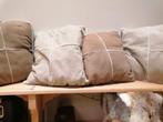 Taupeklerige kussens, Enlèvement, Comme neuf, Blanc