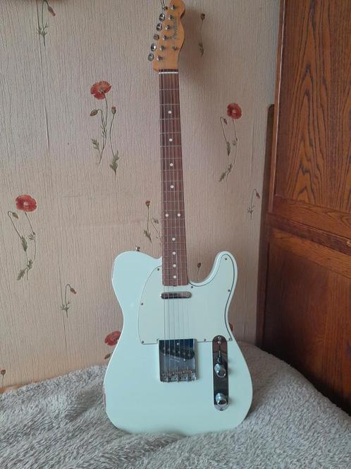 Fender telecaster BAJA custom shop designed, Musique & Instruments, Instruments à corde | Guitares | Électriques, Comme neuf, Fender