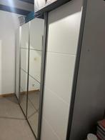 Armoire avec quatre portes coulissantes, Huis en Inrichting, Kasten | Roldeurkasten en Archiefkasten, Ophalen of Verzenden, Zo goed als nieuw
