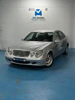 Mercedes-Benz E200 Kompressor Automaat/Benzine, Auto's, Automaat, 4 deurs, Stof, 4 cilinders