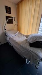 Ziekenhuisbed met ergonomische matras, Ophalen, Gebruikt