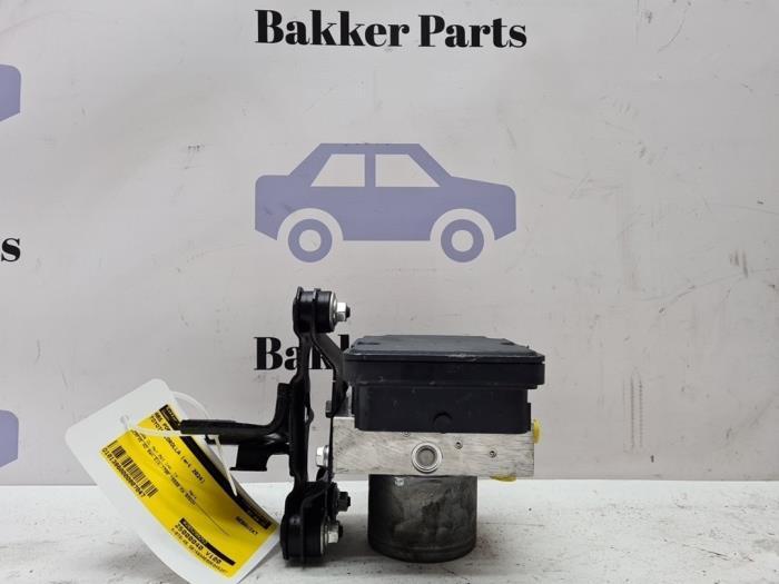 ABS Pomp van een Toyota Corolla, Auto-onderdelen, Elektronica en Kabels, Toyota, Gebruikt, 3 maanden garantie