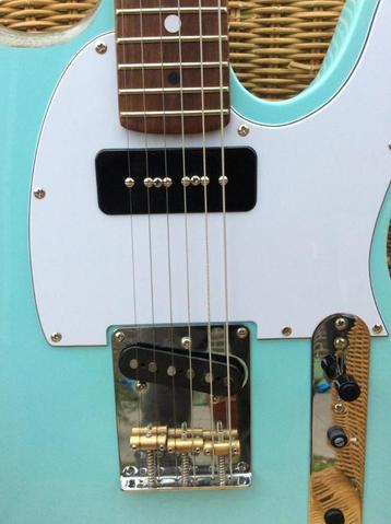 FAZLEY TEMPEST 90, Musique & Instruments, Enlèvement ou Envoi, Utilisé, Solid body