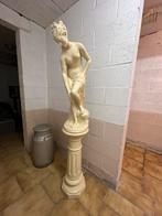 Dame op sokkel, Huis en Inrichting, Ophalen, Zo goed als nieuw