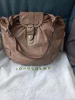Très joli sac en cuir"Longchamp" beige, 42L/36l, Enlèvement ou Envoi, Comme neuf
