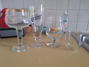 Glazen duvel, gruut, kasteel beschikbaar voor biedingen