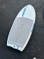 Naish Hover 110l met beschadiging bovendek, Watersport en Boten, Wingsurfen, Ophalen, Gebruikt