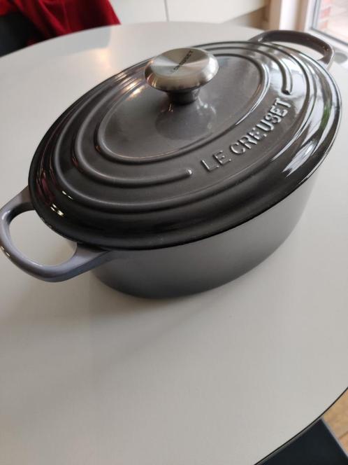 Le Creuset stoofpan, Huis en Inrichting, Keuken | Potten en Pannen, Zo goed als nieuw, Kookpan of Snelkookpan, Gietijzer, Inductieplaat