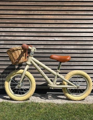Loopfiets Little Dutch + mandje  beschikbaar voor biedingen
