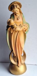 Jolie grande ancienne statue Vierge à l'enfant en plâtre, Enlèvement