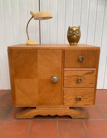 Vintage art deco bijzetmeubels beschikbaar voor biedingen