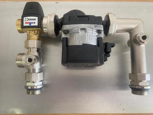 Grundfos UPM35 verwarmingspomp  met esbe mengkraan, Doe-het-zelf en Bouw, Sanitair, Nieuw, Ophalen of Verzenden