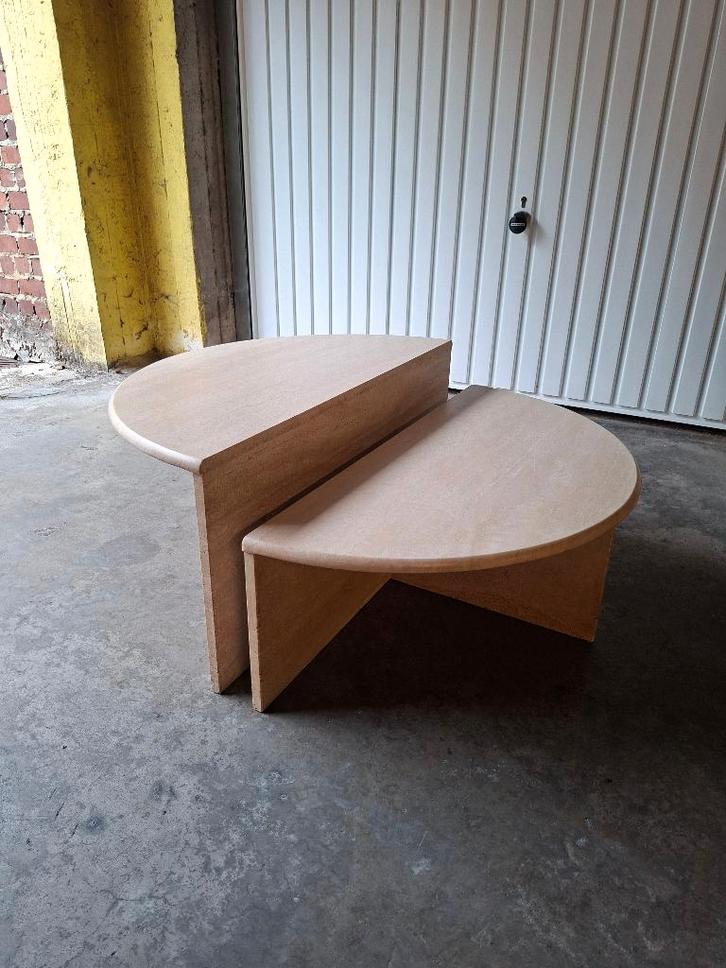 Italiaanse ronde salontafel van travertijn, Antiek en Kunst, Antiek | Meubels | Tafels, Ophalen