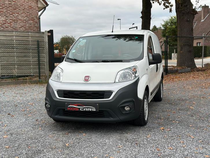 Fiat Fiorino 1.3M-Jet/2020/BTW/Lichte Vracht/1J Garantie, Auto's, Bestelwagens en Lichte vracht, Bedrijf, Te koop, ABS, Airbags