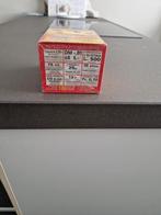 Panini EK 2000 Euro EC 2000 ** 1 Sealed Box met 100 Packets, Nieuw, Meerdere stickers, Verzenden