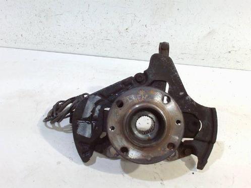 WIELNAAF LINKS VOOR Ford Ka II (01-2008/05-2016), Auto-onderdelen, Remmen en Aandrijving, Ford, Gebruikt