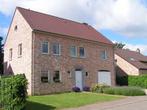 Maison à louer à Waterloo, 6 chambres, 278 m², Vrijstaande woning, 6 kamers