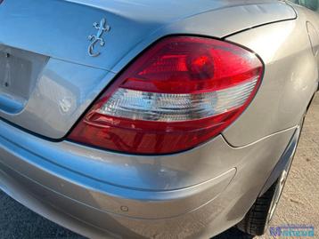 MERCEDES SLK R171 Bruin C723 rechts achterlicht 2005-2011 beschikbaar voor biedingen