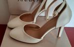 mooie damesschoenen, Ophalen of Verzenden, Nieuw, Beige