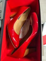 Rode lak pumps maat 36, Kleding | Dames, Ophalen, Pumps, Zo goed als nieuw, Rood