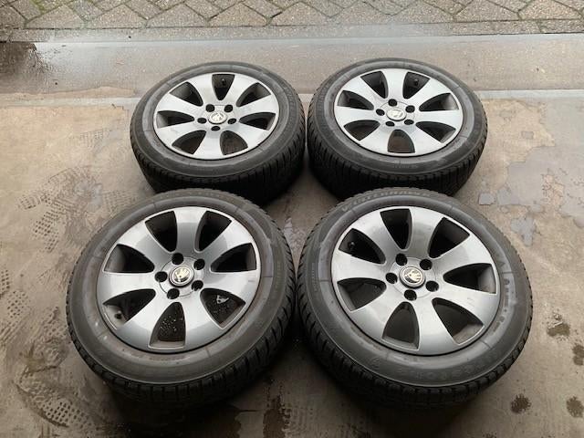 OCTAVIA CADDY GOLF SEAT VELGEN + WINTERBANDEN 205 55 R16, Auto-onderdelen, Klein materiaal, Audi, Seat, Volkswagen, Skoda, Gebruikt