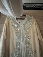 Beige takshita, Kleding | Dames, Gelegenheidskleding, Overige typen, Beige, Maat 42/44 (L), Ophalen of Verzenden