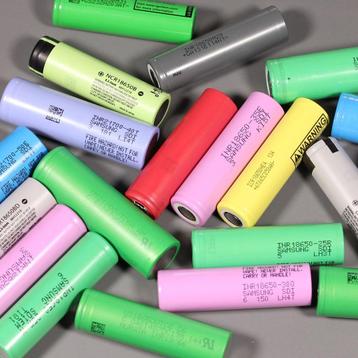 Li-ion batterij 1865O capaciteit 0 tot 3 AH (3000 mAH) beschikbaar voor biedingen