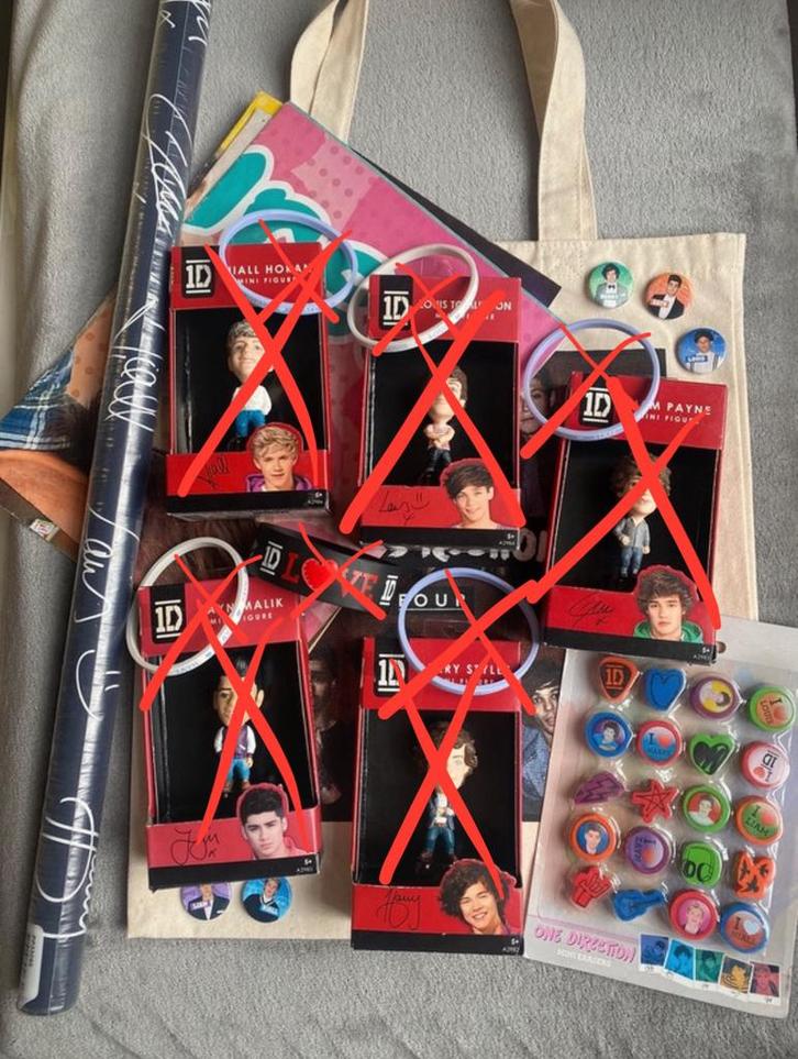 One Direction merch artikelen, Verzamelen, Muziek, Artiesten en Beroemdheden, Zo goed als nieuw, Pop, Beeldje of Miniatuur, Ophalen of Verzenden
