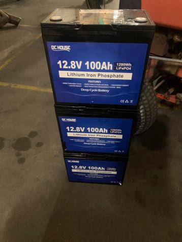 Nieuwe batterij 4 stuks ideal voor in camper beschikbaar voor biedingen