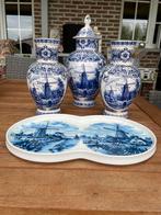 Delftse vazen en schotel 5 stuks, Antiek en Kunst, Ophalen