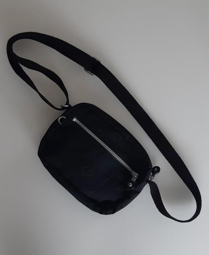 Kipling crossbody tas – zwart – zeer goede staat, Bijoux, Sacs & Beauté, Sacs | Sacs à bandoulière, Kipling, Noir, Enlèvement ou Envoi
